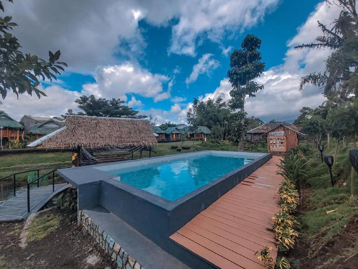 Your Brothers House Tribal Village Legazpi Extérieur photo